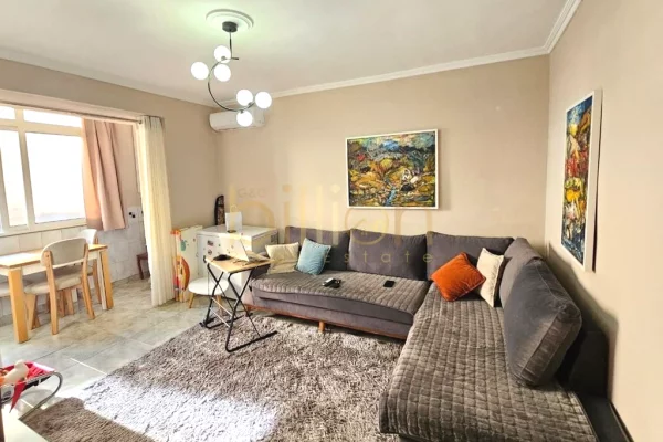 Shtepi me qera Apartament ne Tirane, 1+1, Mobilimi E mobiluar, Pagesa 500  Euro.