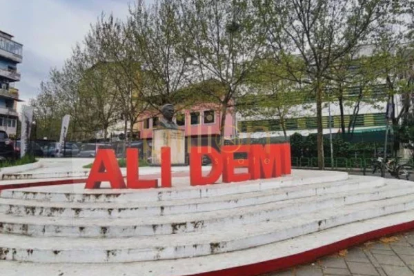 Shtepi ne shitje 1+1 ne Tirane - 110,000 Euro