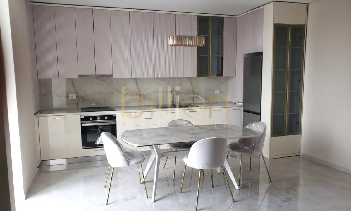 Shtepi me qera Apartament ne Tirane, 2+1, Mobilimi E mobiluar, Pagesa 850  Euro.