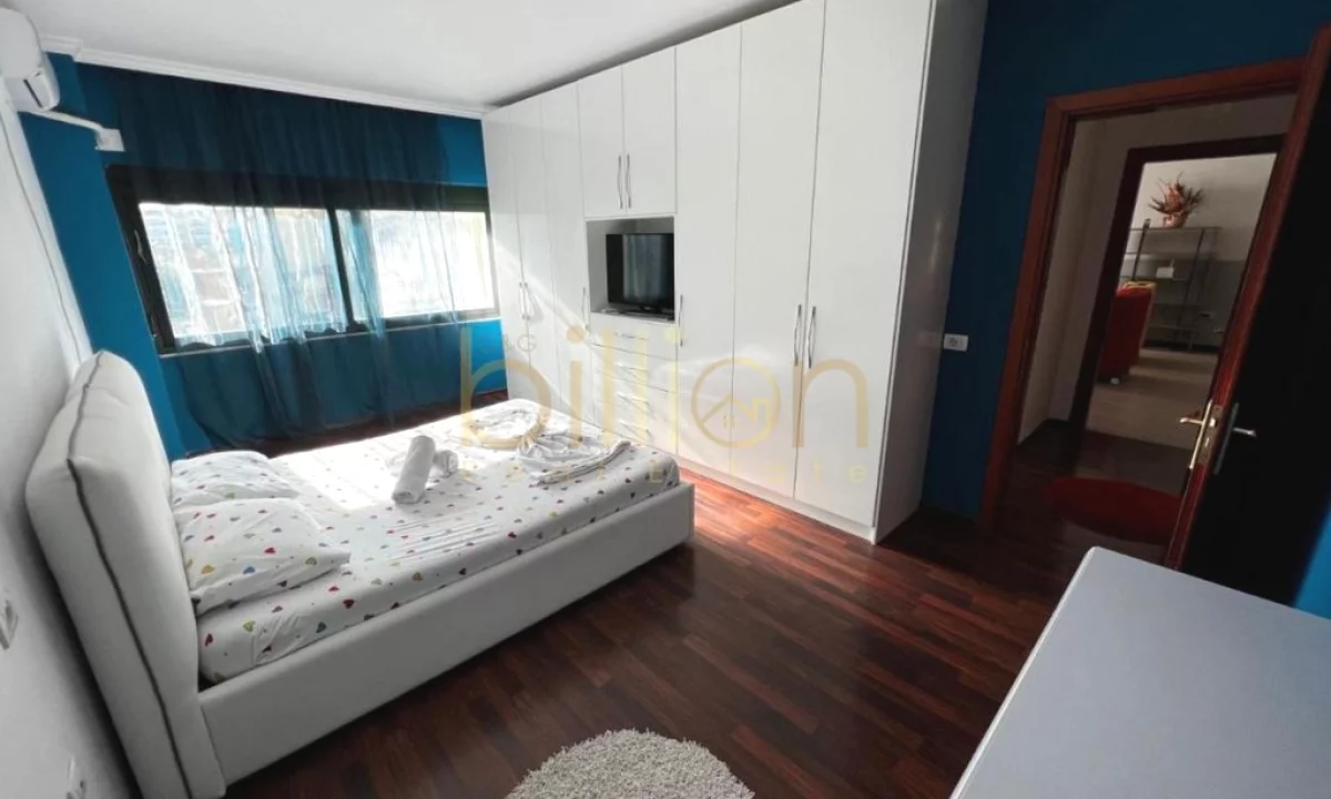 Shtepi me qera Apartament ne Tirane, 2+1, Mobilimi E mobiluar, Pagesa 800  Euro.