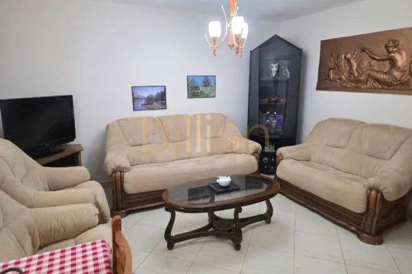 Shtepi me qera Apartament ne Tirane, 2+1, Mobilimi E mobiluar, Pagesa 500  Euro.