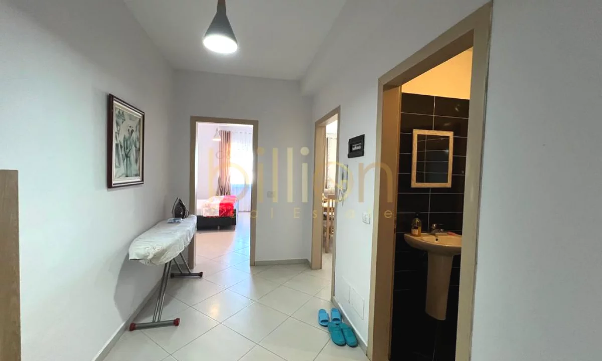 Shtepi me qera Apartament ne Tirane, 1+1, Mobilimi E mobiluar, Pagesa 500  Euro.