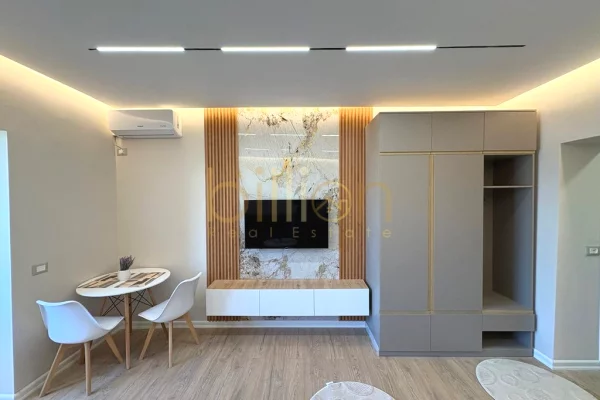 Appartamento in vendita a Tirana Garsoniere, Arredato