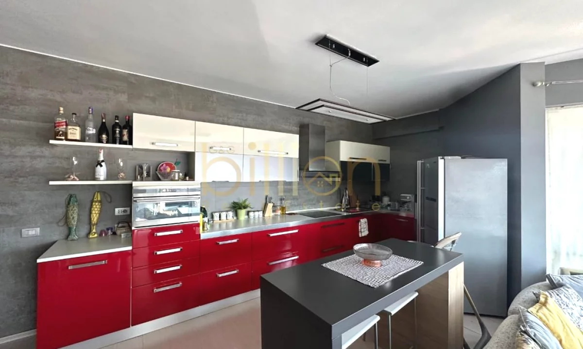 Shtepi me qera Apartament ne Tirane, 2+1, Mobilimi E mobiluar, Pagesa 800  Euro.