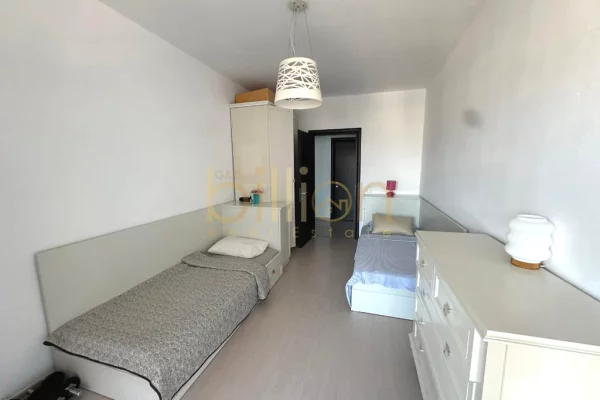 Shtepi me qera Apartament ne Tirane, 2+1, Mobilimi E mobiluar, Pagesa 800  Euro.