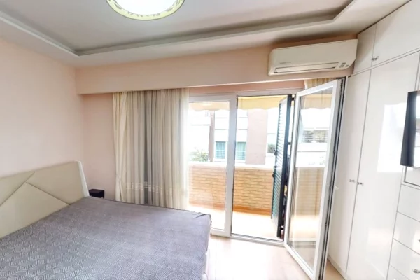 Appartamento in vendita a Tirana 2+1, Arredato