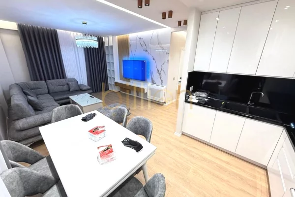 JEPET ME QIRA APARTMANET 2+1+2 TEK LIQENI I THATE. 1000 euro/muaj. Billion4572​