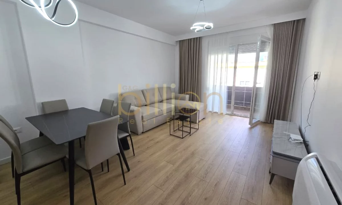 Shtepi ne shitje Apartament ne Tirane, 2+1, Mobilimi E mobiluar, Pagesa 250,000  Euro.