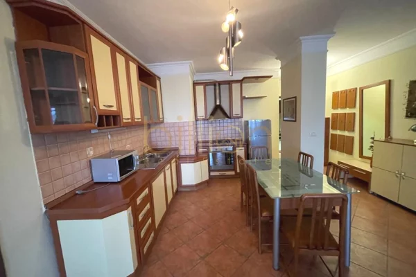 House for Rent 2+1 in Tirana - 1,200 Euro