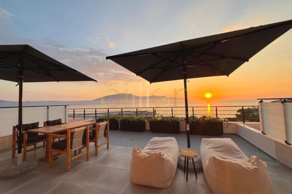 Shtepi ne shitje Apartament ne Vlore, Garsoniere, Mobilimi E mobiluar, Pagesa 290,000  Euro.