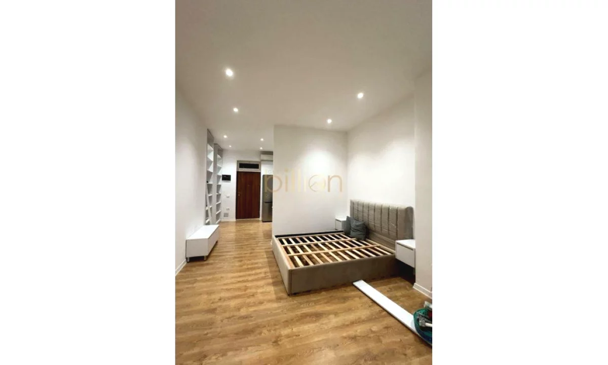 Shtepi me qera Apartament ne Tirane, Garsoniere, Mobilimi E mobiluar, Pagesa 600  Euro.