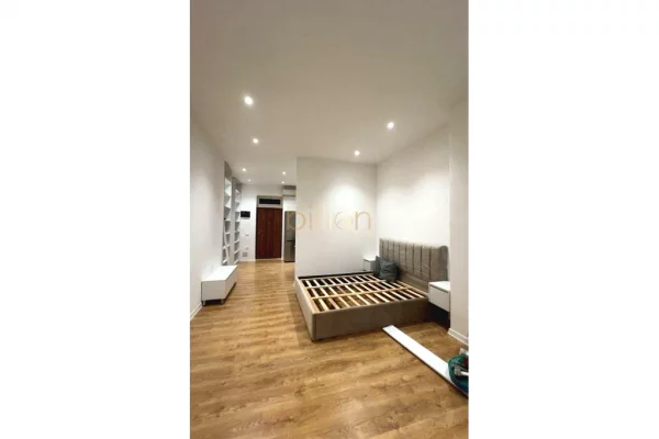 JEPET ME QIRA GARSONIERE NE QENDER TE TIRANES. 600 euro/muaj. Billion4608​
