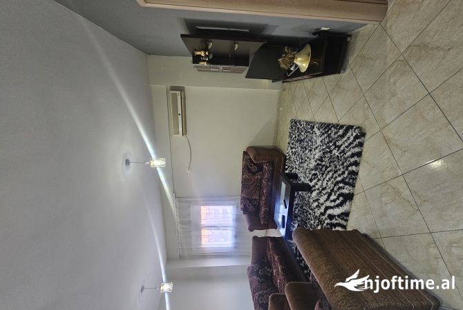 Shtepi me qera Apartament ne Tirane, 1+1, Mobilimi E mobiluar, Pagesa 45,000  Leke.