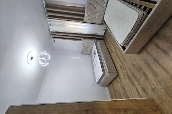 Shtepi me qera Apartament ne Tirane, 2+1, Mobilimi E mobiluar, Pagesa 55,000  Leke.