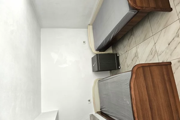 Shtepi me qera Apartament ne Tirane, 2+1, Mobilimi E mobiluar, Pagesa 35,000  Leke.