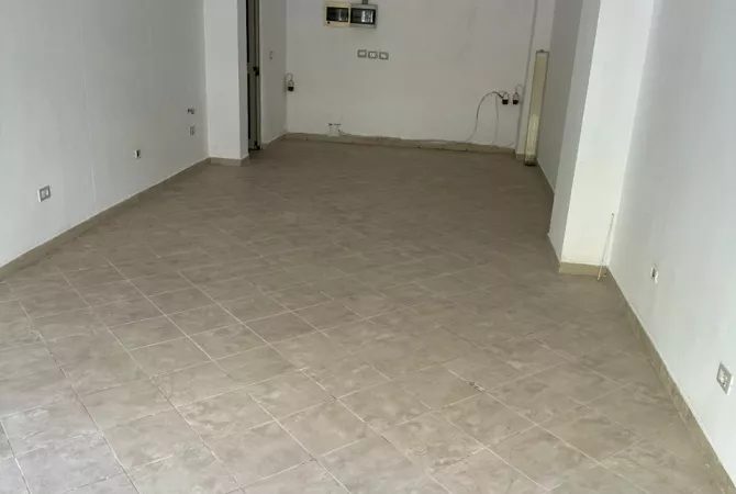 Business Property for Rent 1+1 in Tirana - 50,000 Leke