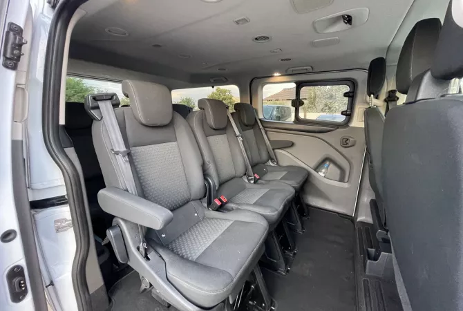 Jepet me qira Ford Custom