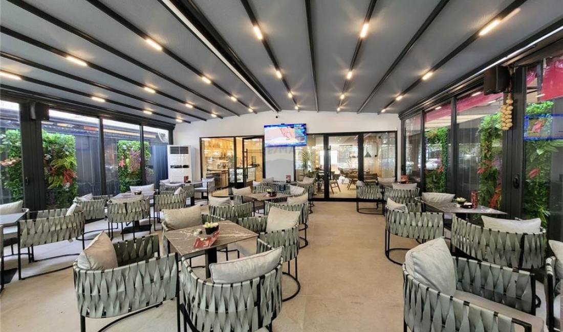 SHITET BAR LOUNGE NE ALI DEM