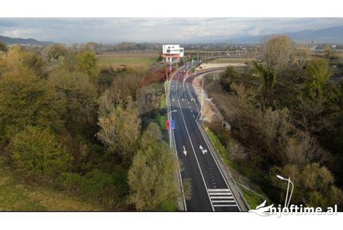 Shitet toke perballe universitetit Epoka!