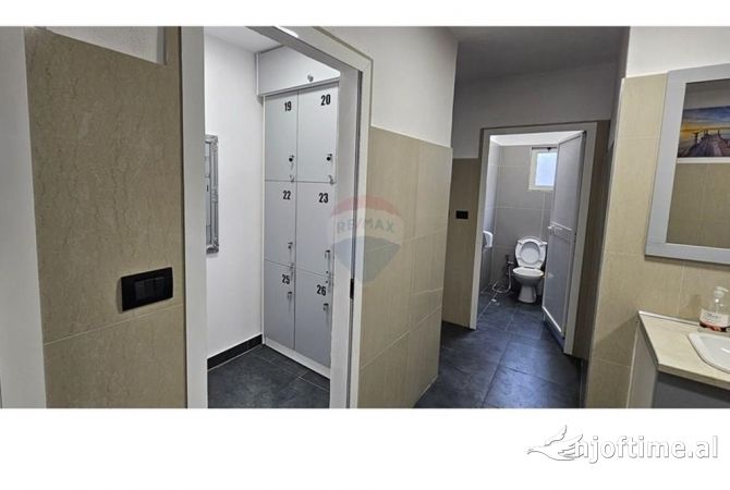 Business Property in Sale 4+1 in Tirana - 4,000 Euro