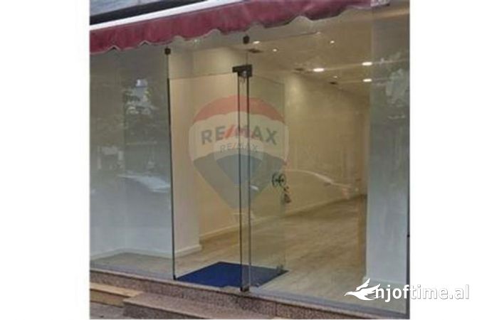 Business Property in Sale 1+1 in Tirana - 250,000 Euro