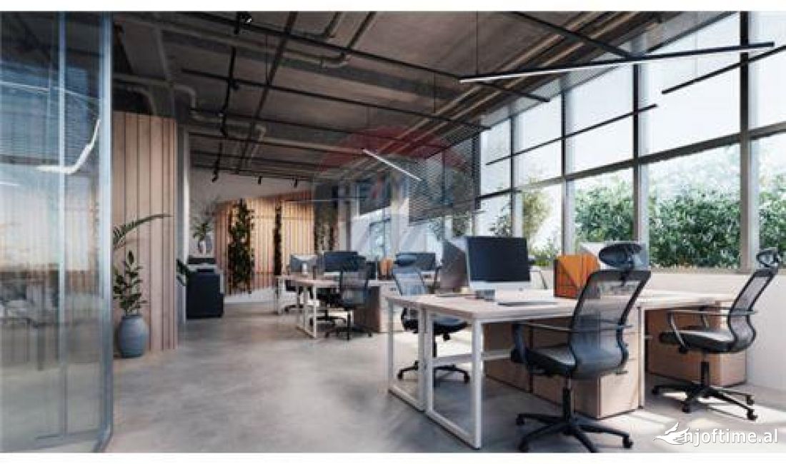 AMBJENT KOMERCIAL PER QIRA TEK RRUGA E KAVAJES