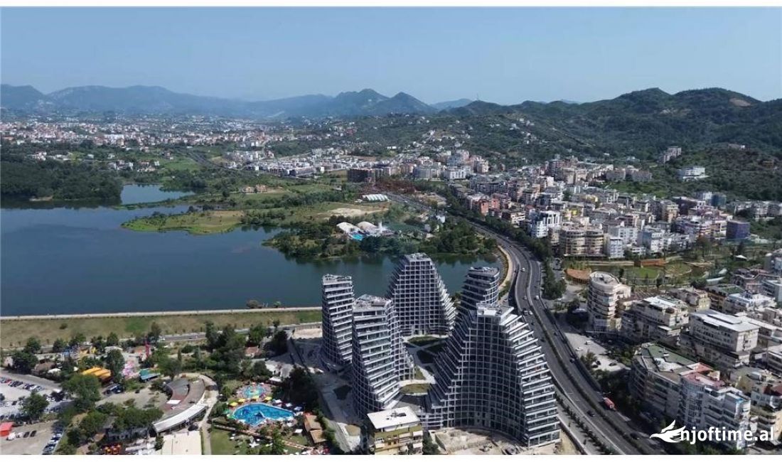 Jepet per Qira zyre te "Lake View"!