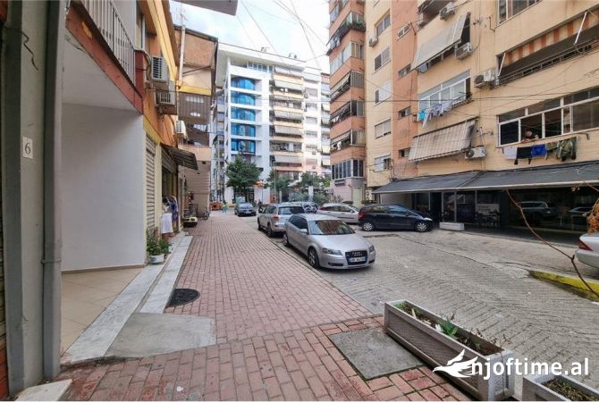 Business Property in Sale 1+1 in Tirana - 180,000 Euro