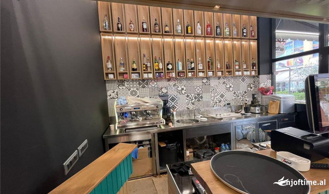 Okazion: Shitet Ambjent Bar Kafe