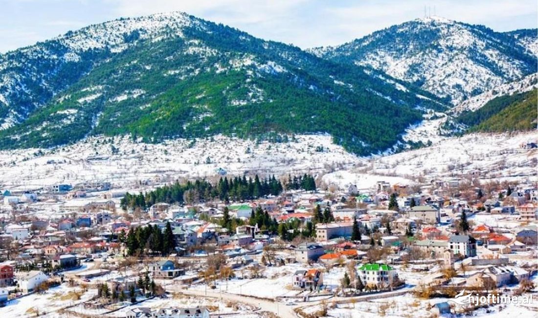 Okazion, Bujtine ne shitje ne Voskopoje!