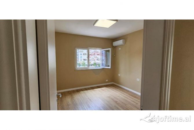 JEPET ZYRE ME QIRA NE KOMUNEN E PARISIT!