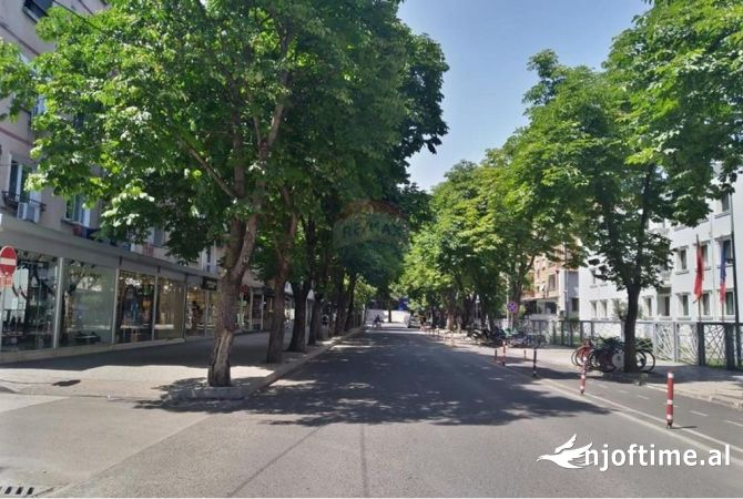 Ambient per qira- Myslym Shyri