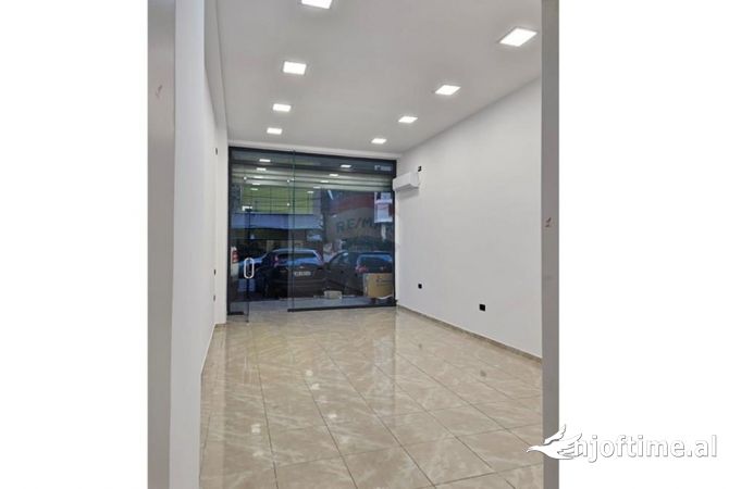 Business Property in Sale 1+1 in Tirana - 250,000 Euro