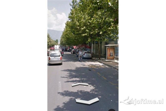 DYQAN PER SHITJE NE BLLOK 110M2