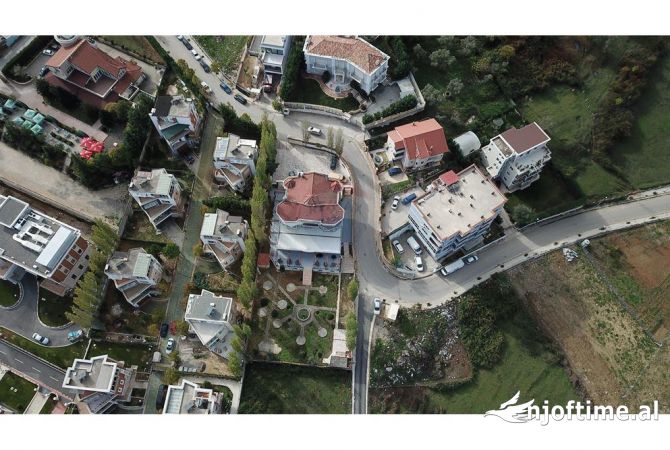 Ambient biznesi ne shitje 5+1 ne Tirane - 1,800,000 Euro