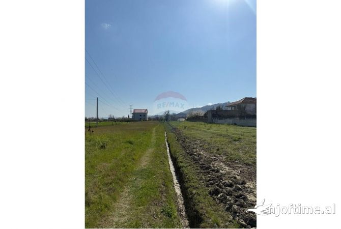 Terreno in vendita a Tirana - 275,000 Euro