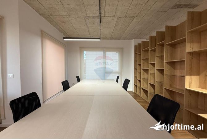 Zyre me qira Rr.Elbasanit!