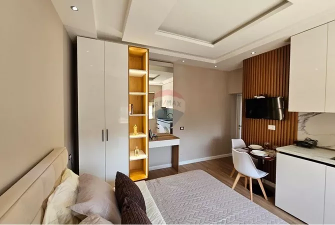 Shiten 6 Studio dhe nje 1+1 për Shitje - Bllok