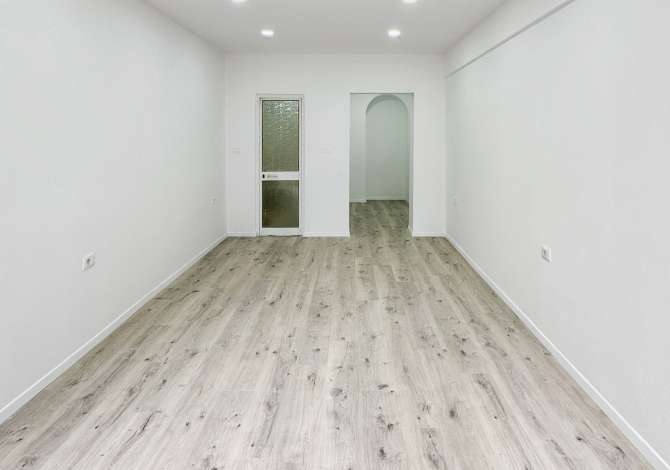Ambient biznesi me qera 1+1 ne Tirane - 450 Euro