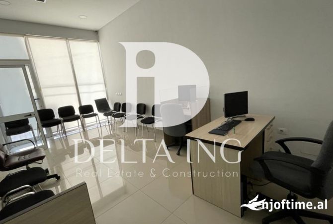 Ambiente Commerciale in Affitto 3+1 a Tirana - 1,000 Euro