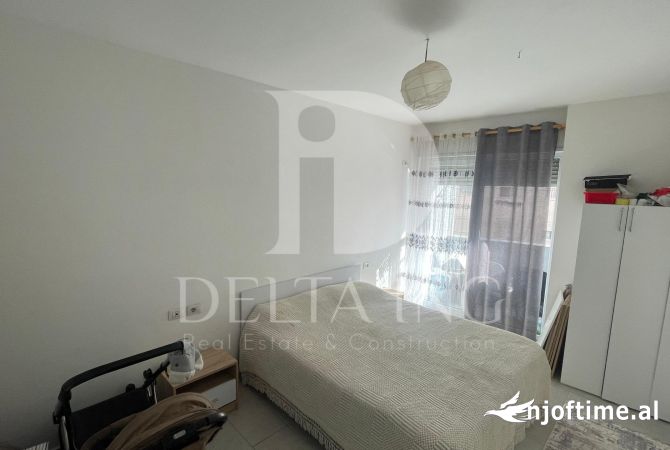 Appartamento in vendita a Tirana 3+1, Vuoto