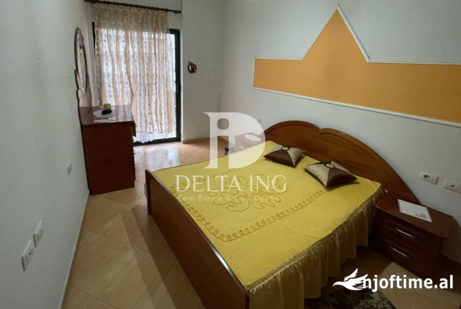 Appartamento in vendita a Tirana 2+1, Arredato