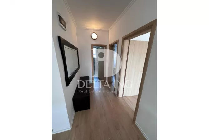 Appartamento in vendita a Tirana 2+1, Arredato