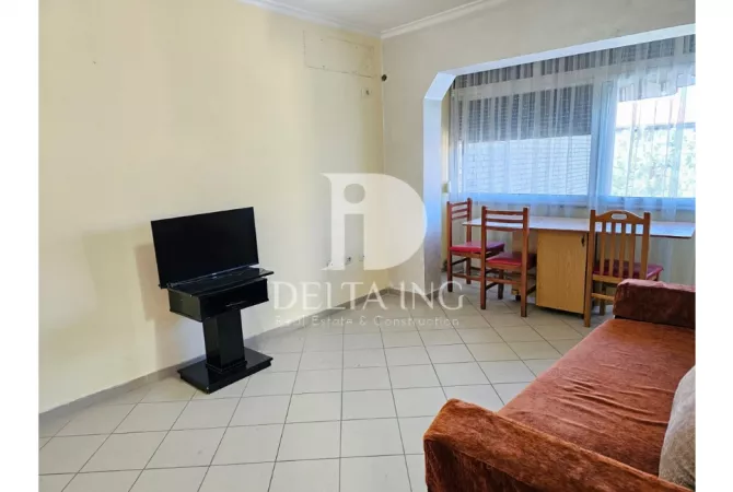 Appartamento in vendita a Tirana 1+1, Arredato