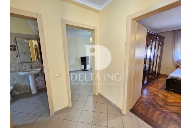 Appartamento in vendita a Tirana 1+1, Arredato