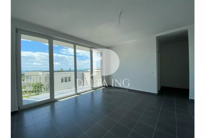 Shtepi ne shitje Apartament ne Lezhe, 1+1, Mobilimi Bosh, pa mobiluar, Pagesa 125,000  Euro.