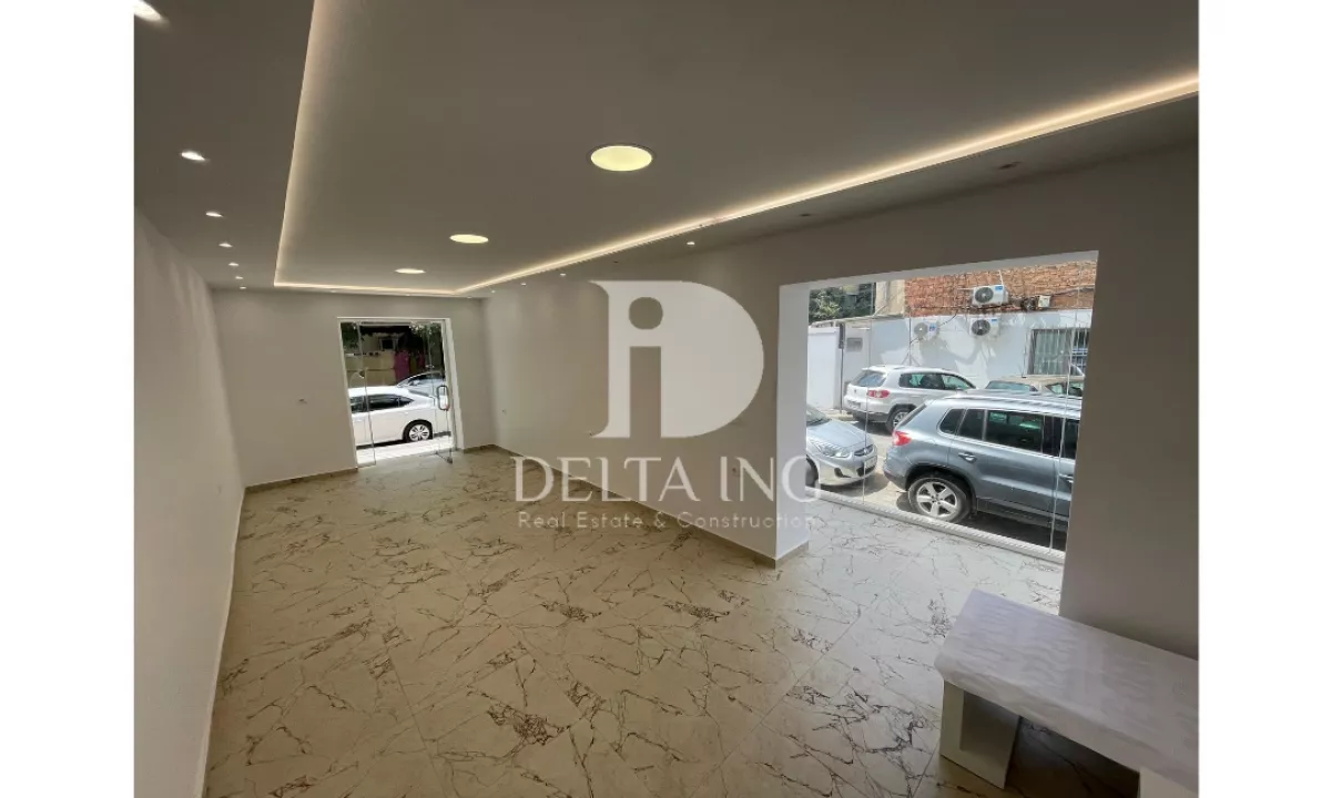 Shitet ambient ideal per biznes tek 21 Dhjetori, rruga "Frederik Shiroka"