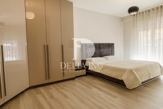 Appartamento in affitto a Tirana 2+1, Arredato