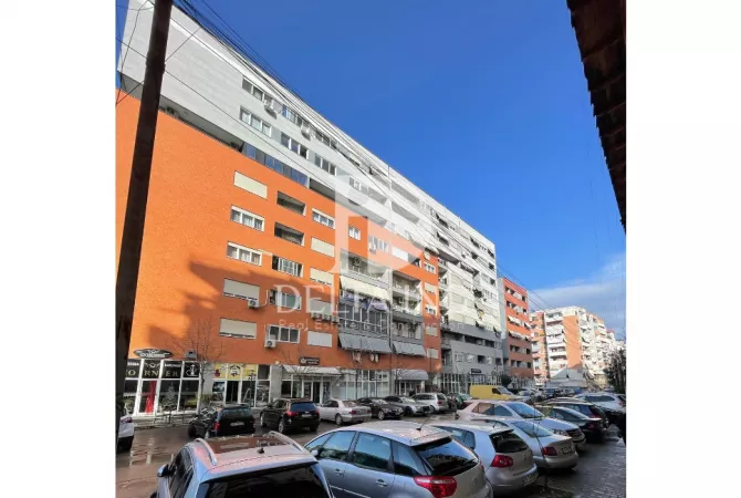 Business Property in Sale 3+1 in Tirana - 100,000 Euro
