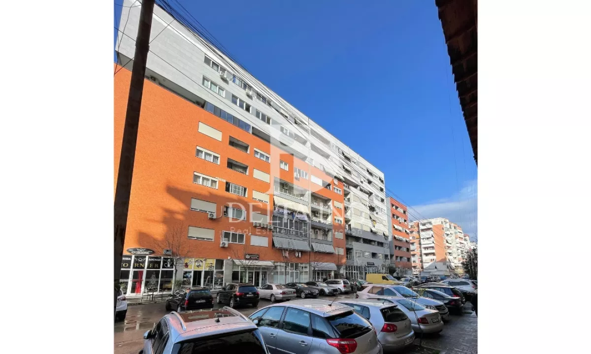 Shitet ambient ideal per biznes ne Astir